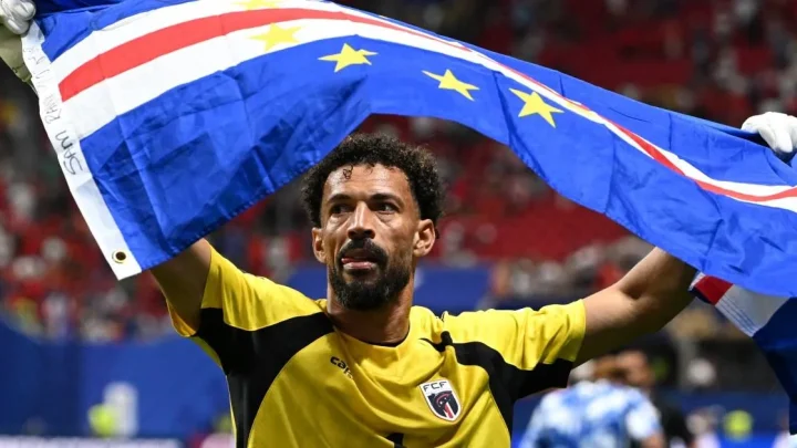 Cape Verde’s 40-year-old goalkeeper gains 6,000,000 Instagram followers after World Cup heroics