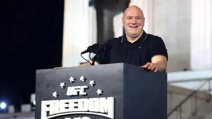 Dana White asks translator to step in for fighter speaking English at UFC White House