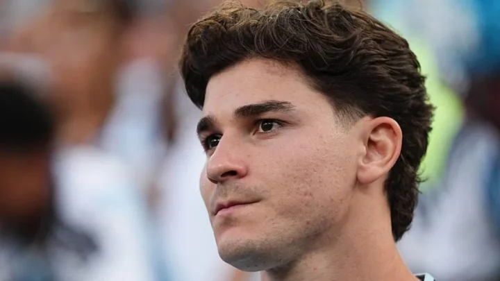 Arsenal target Julian Alvarez drops transfer bombshell at World Cup