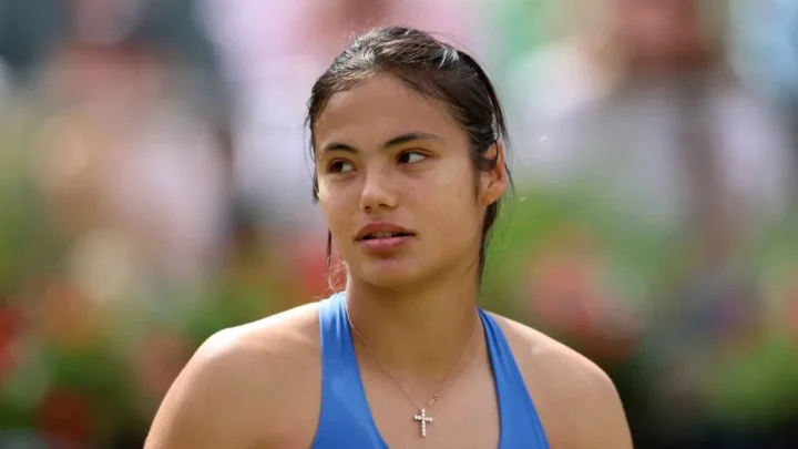 BBC pundit criticises Queen’s fans as Emma Raducanu loses in final