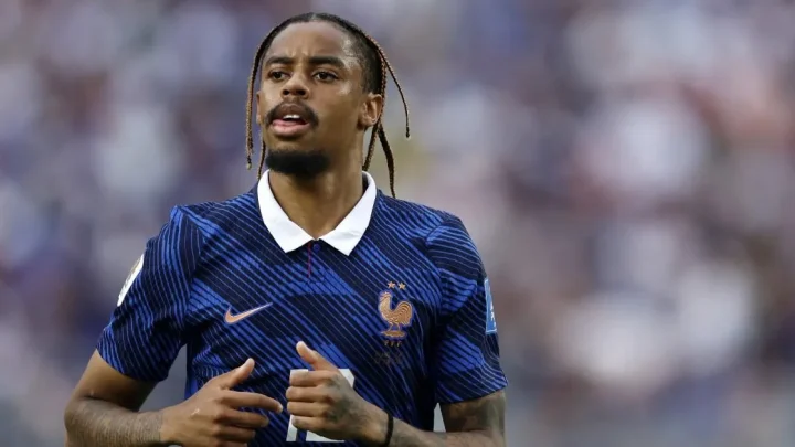 PSG send message to Arsenal and Liverpool over Bradley Barcola transfer