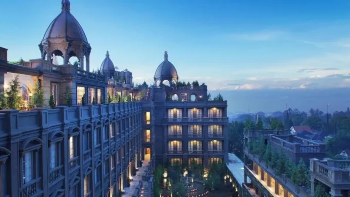 ‘World’s best hotel’ named by Tripadvisor and it only costs £37 a night