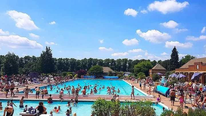 Dreamy 1930s lido undergoes refurbishment — and it’s just 26 minutes from London