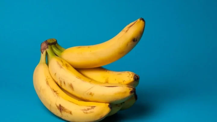 This is how many times a week men should get morning erections, according to age