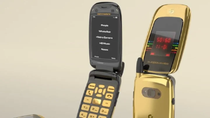 Commodore is bringing back flip phones to help you stop doomscrolling
