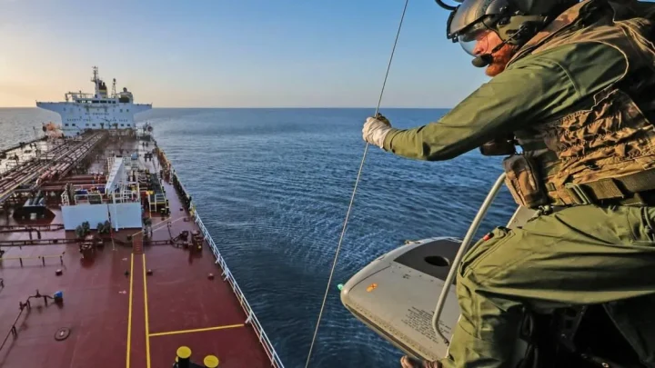 Putin ‘won’t care’ about Russian oil tanker firing at yacht in English Channel