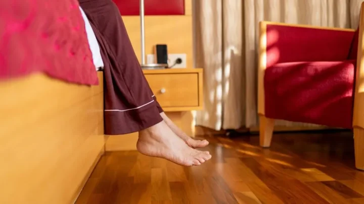Why your feet hurt when you get out of bed in the morning