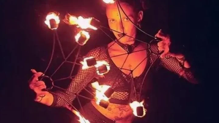 Report: ‘Fire goddess’ tried to burn friends alive inside car while they slept