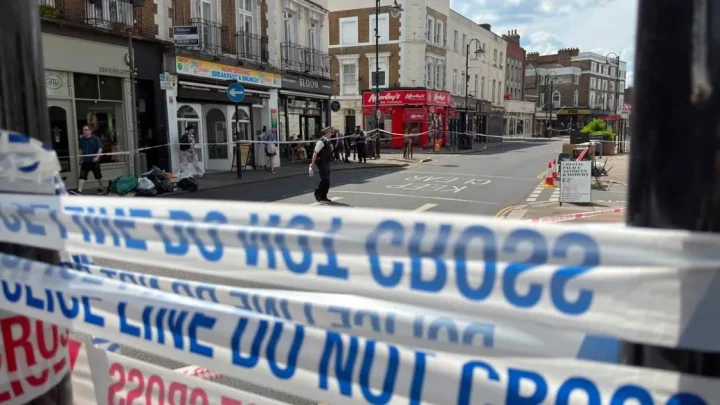 Murder investigation after man, 30, stabbed to death in Crystal Palace