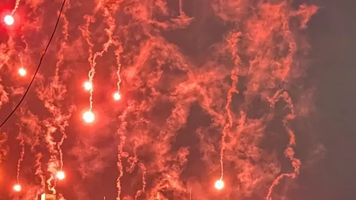 Red flares wreak fiery carnage leaving Londoners feeling like they are living in a ‘warzone’