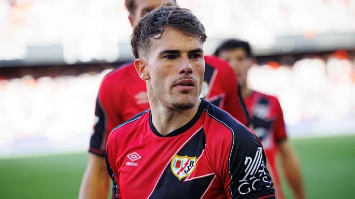 Chelsea open to selling £40m flop after learning price to sign Pep Chavarria