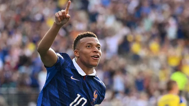 Gary Neville says only one team can stop France winning World Cup
