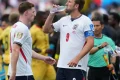 Are hydration breaks really neccessary in the world cup? Readers give their thoughts